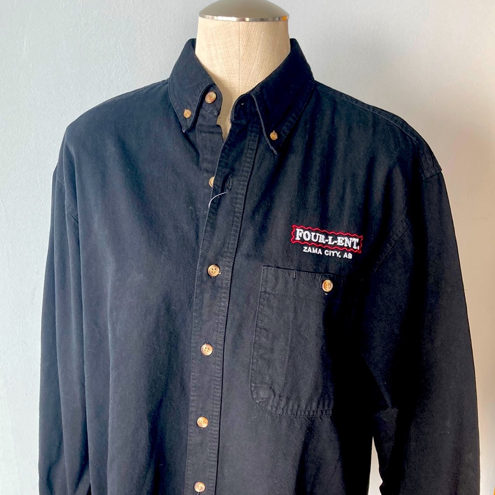 Zama City button down shirt size large NWT